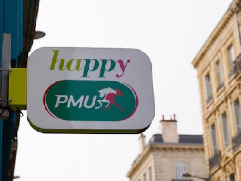 Nouvelle image de marque PMU.